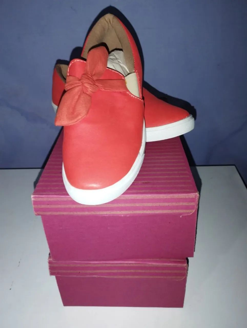 Sapatos e sandálias  - Foto 2