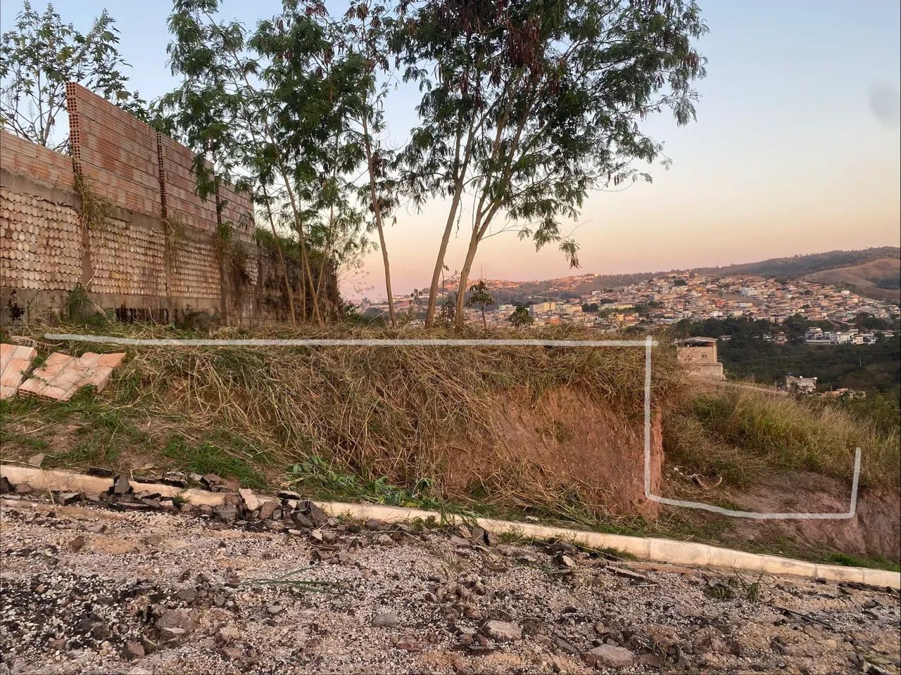Vendo ou troco lote no bairro eldorado - Foto 2