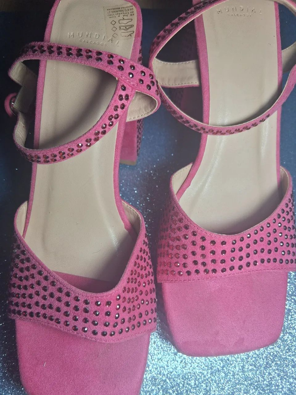 Salto alto rosa com strass  - Foto 2