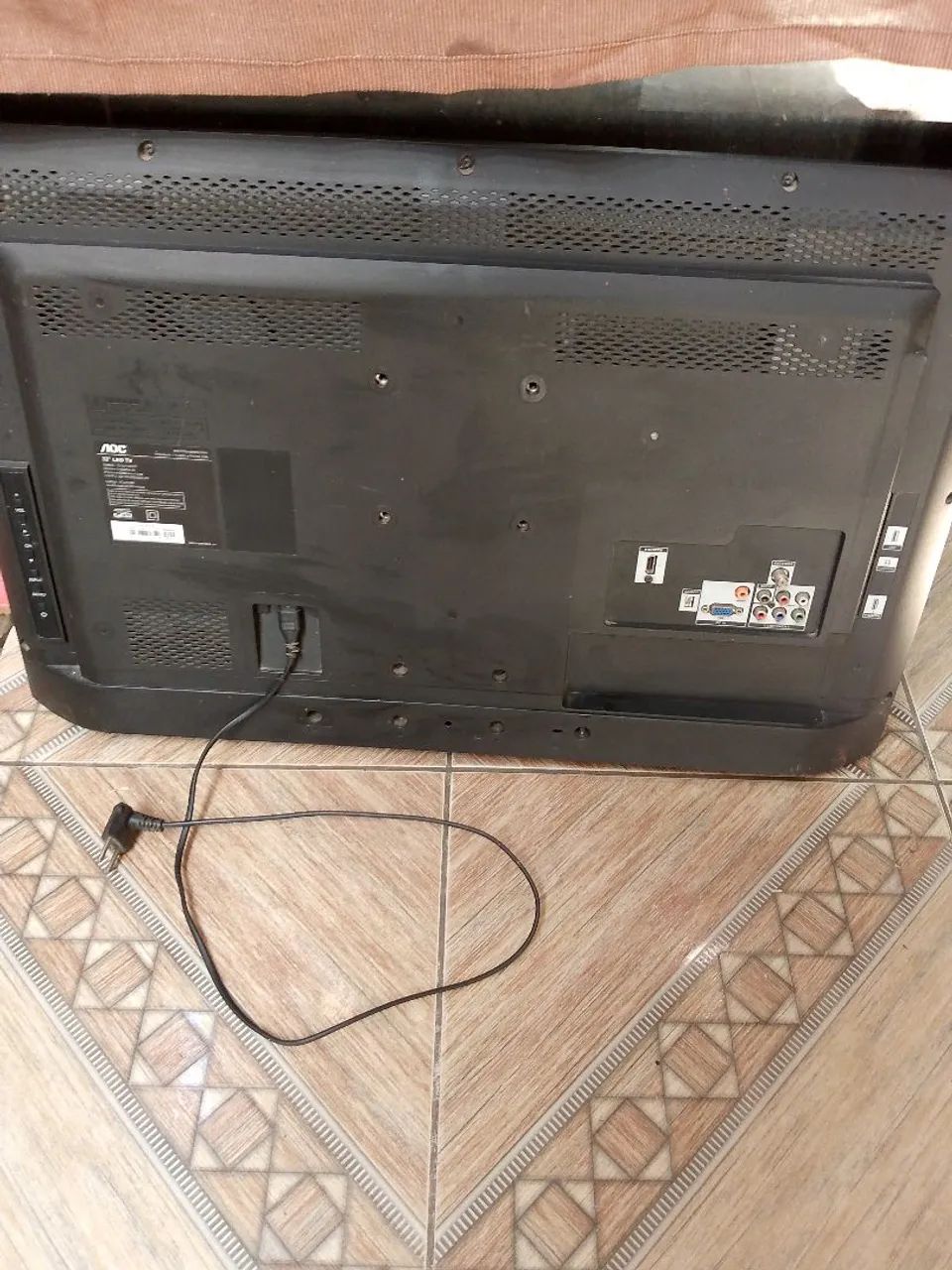 Tv AOC 32' com led queimado 