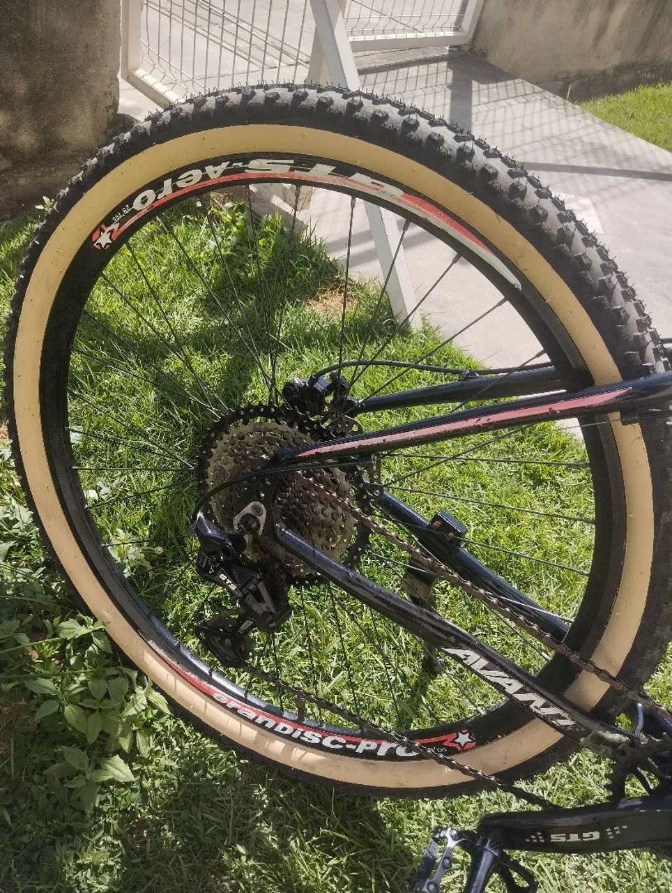 Bicicleta  - Foto 2