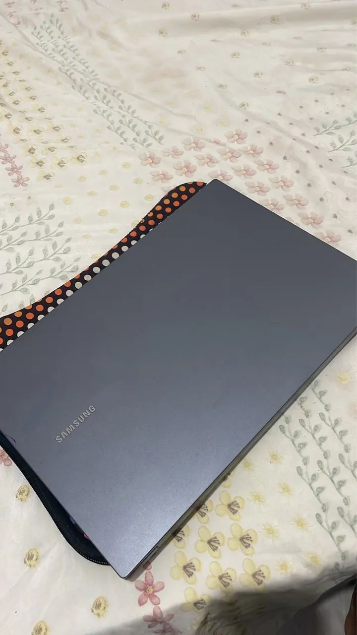 Notebook Samsung i3 semi novo  - Foto 2