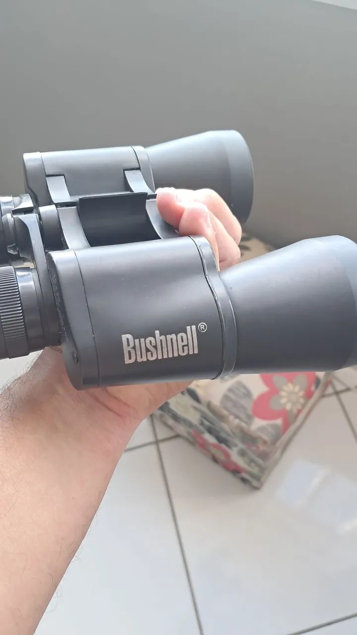 Binóculos bushnell 10x50  - Foto 4