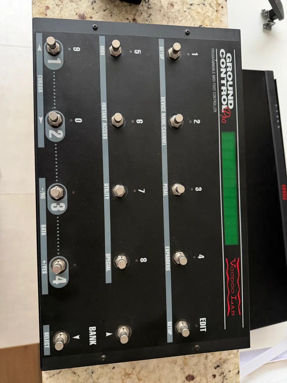 Vodoolab midi ground control pro novissimo