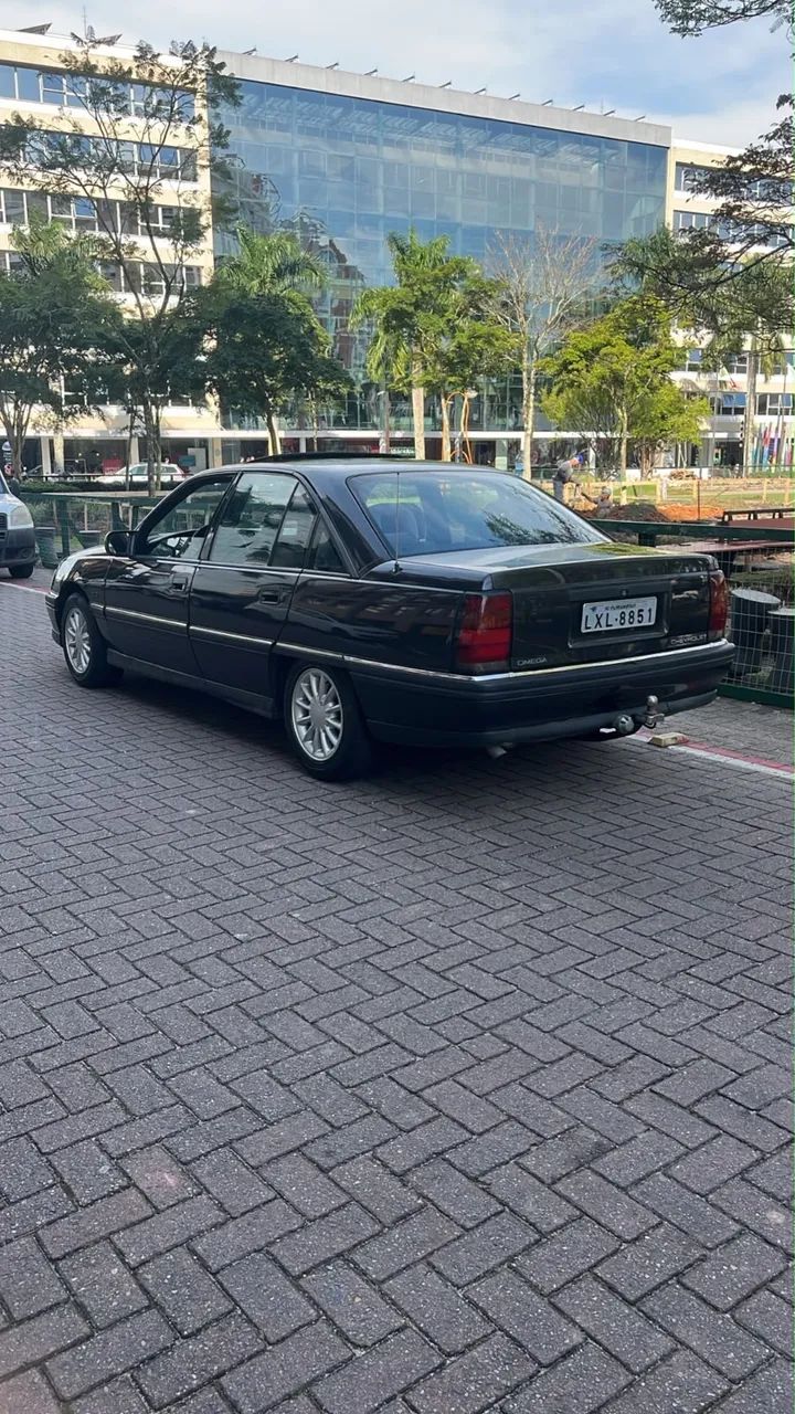 Chevrolet Omega GLS 2.2 / 2.0 (álcool) 1993 - Foto 3