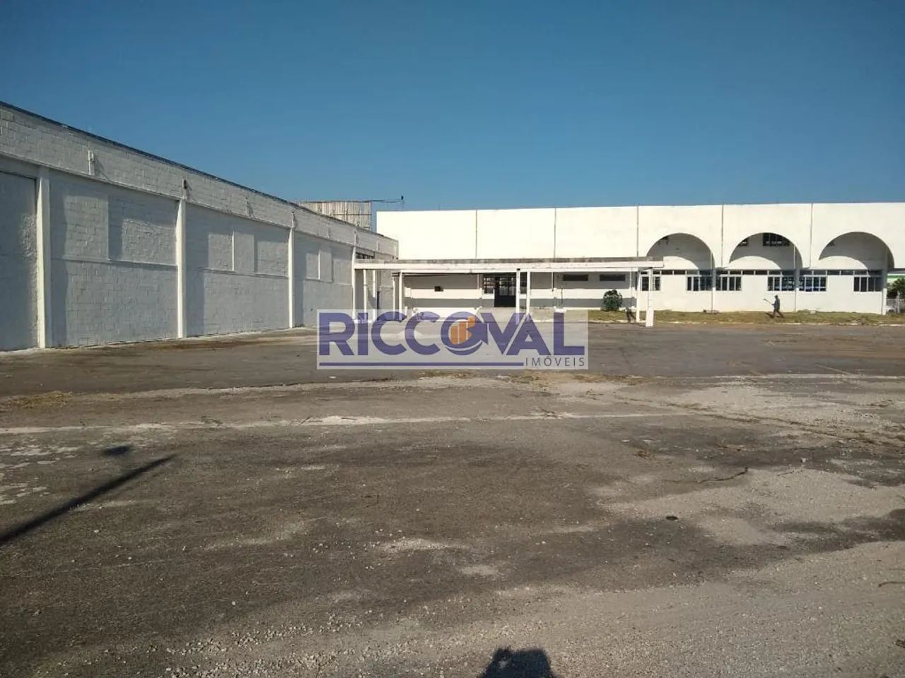 Galpão em Jardim das Colinas - São José dos Campos
