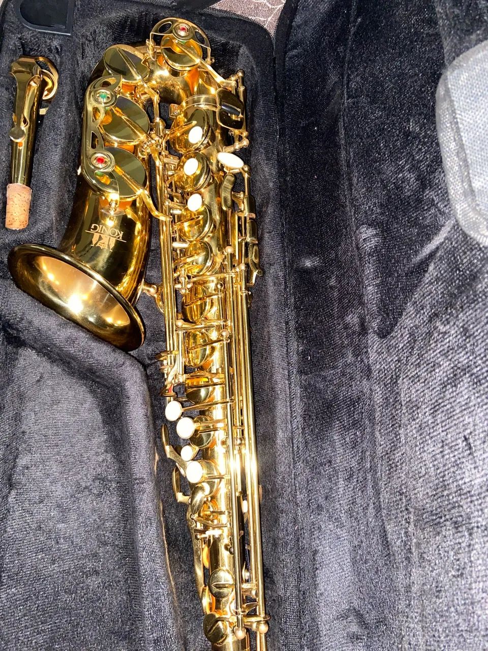 SAXOFONE ALTO USADO 