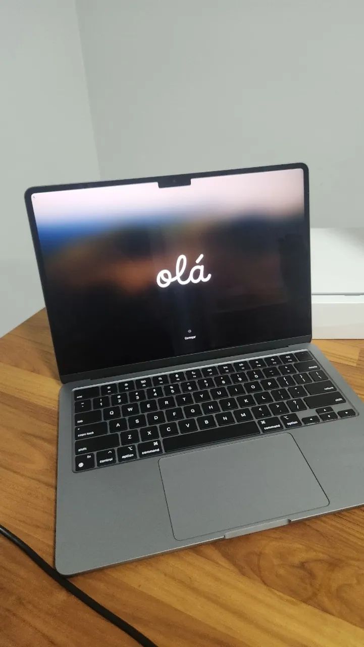 Apple MacBook Air 13.6