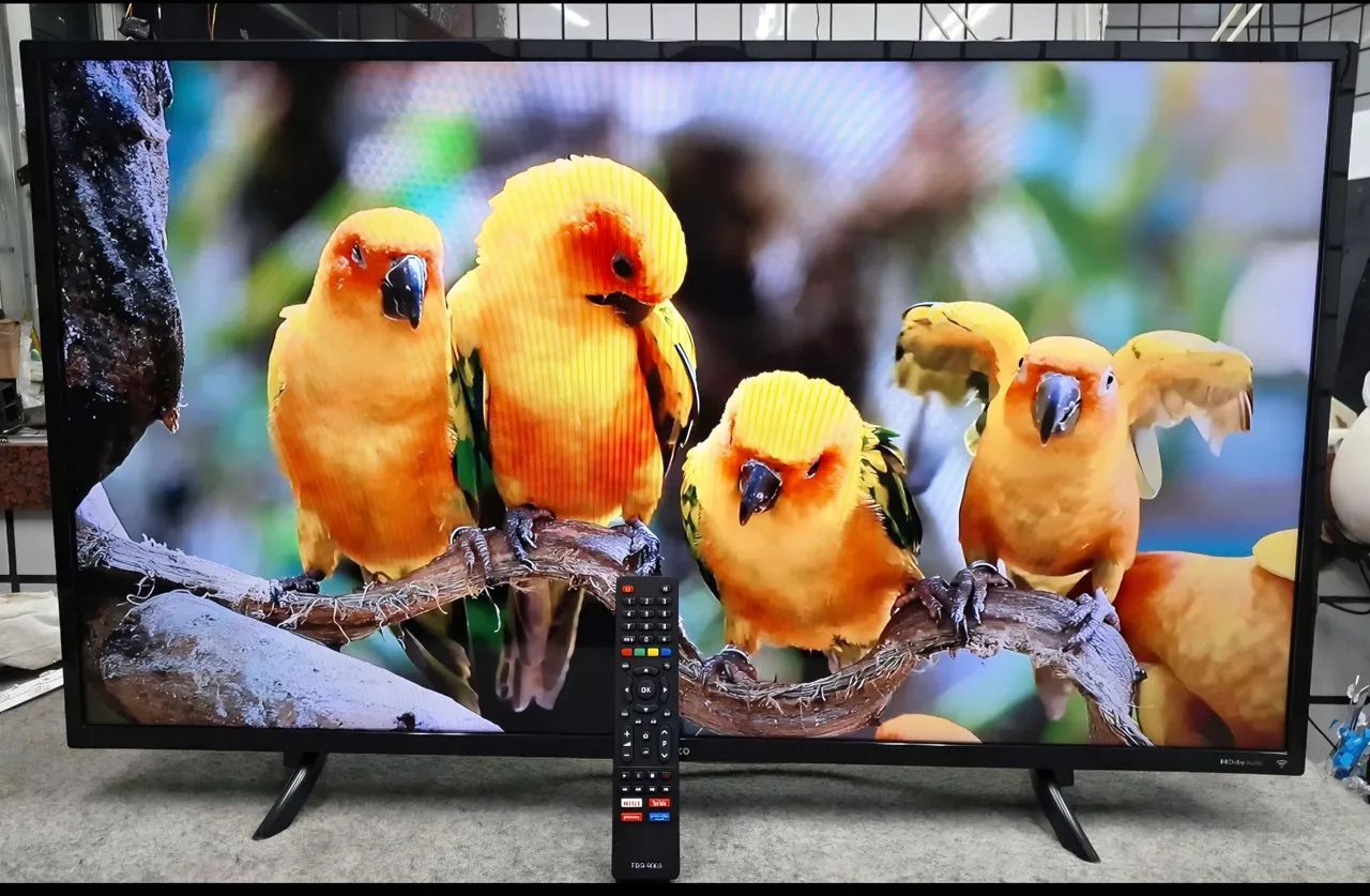 Tv 43 smart 4k  nova na caixa. - Foto 3