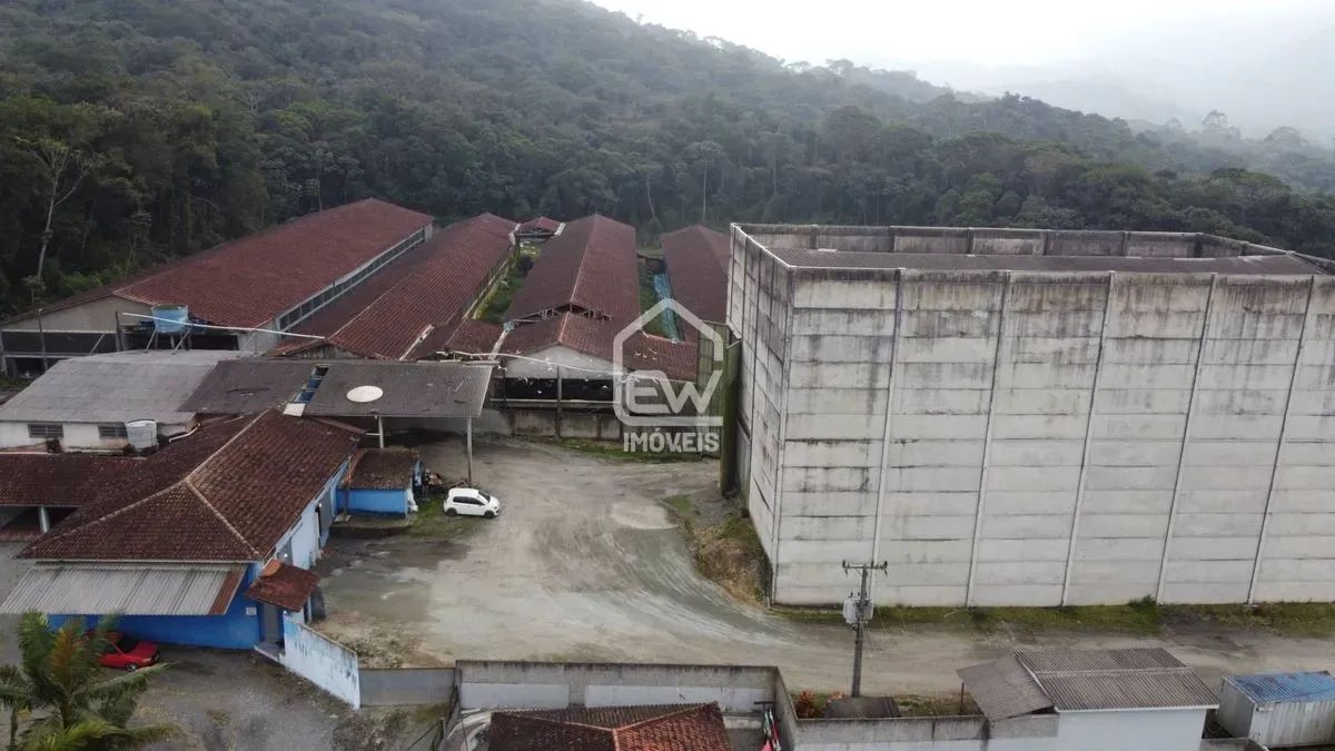Imóvel Comercial com Área Total de 60.000m² em Joinville, SC - Foto 5