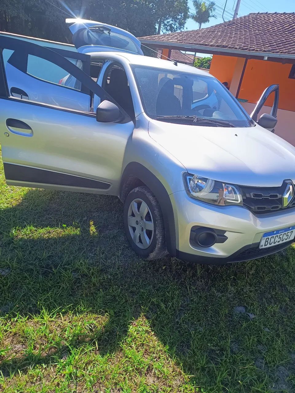 Renault Kwid KWID Zen 1.0 Flex 12V 5p Mec. 2018