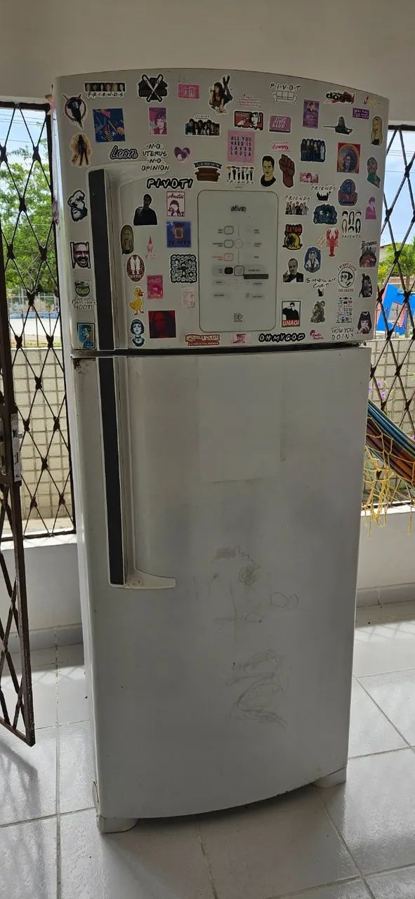 VENDO GELADEIRA BRASTEMP USADA - Foto 5