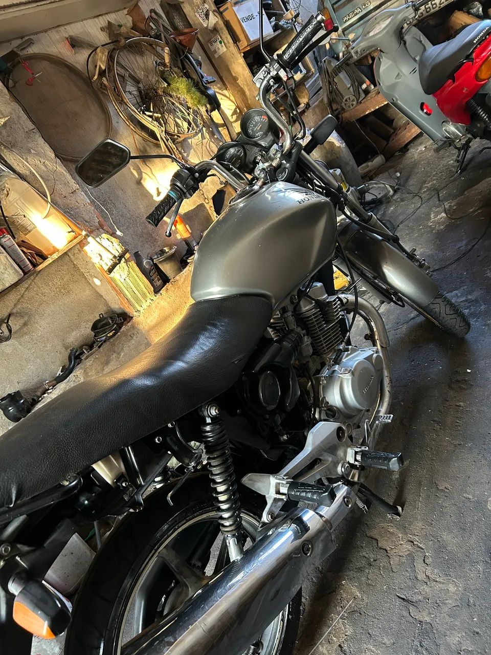 Titan 150 Sport