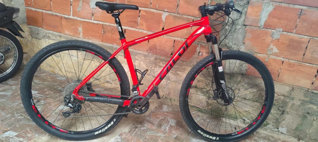 Bicicleta aro 29 Caloi elite 