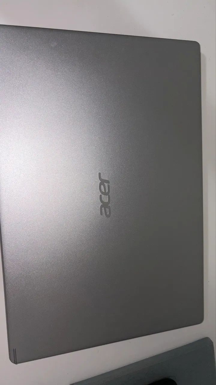 Computador ACER usado 