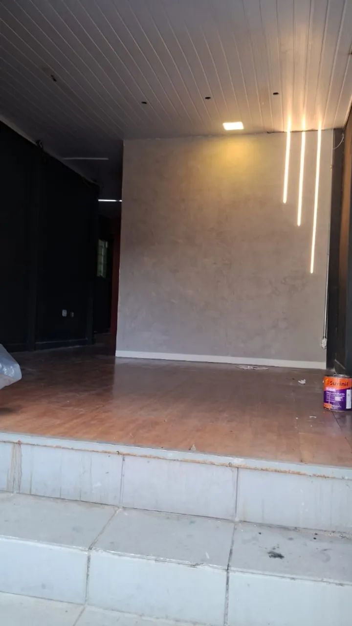 Salão Comercial No Jardim Yraja Av principal 