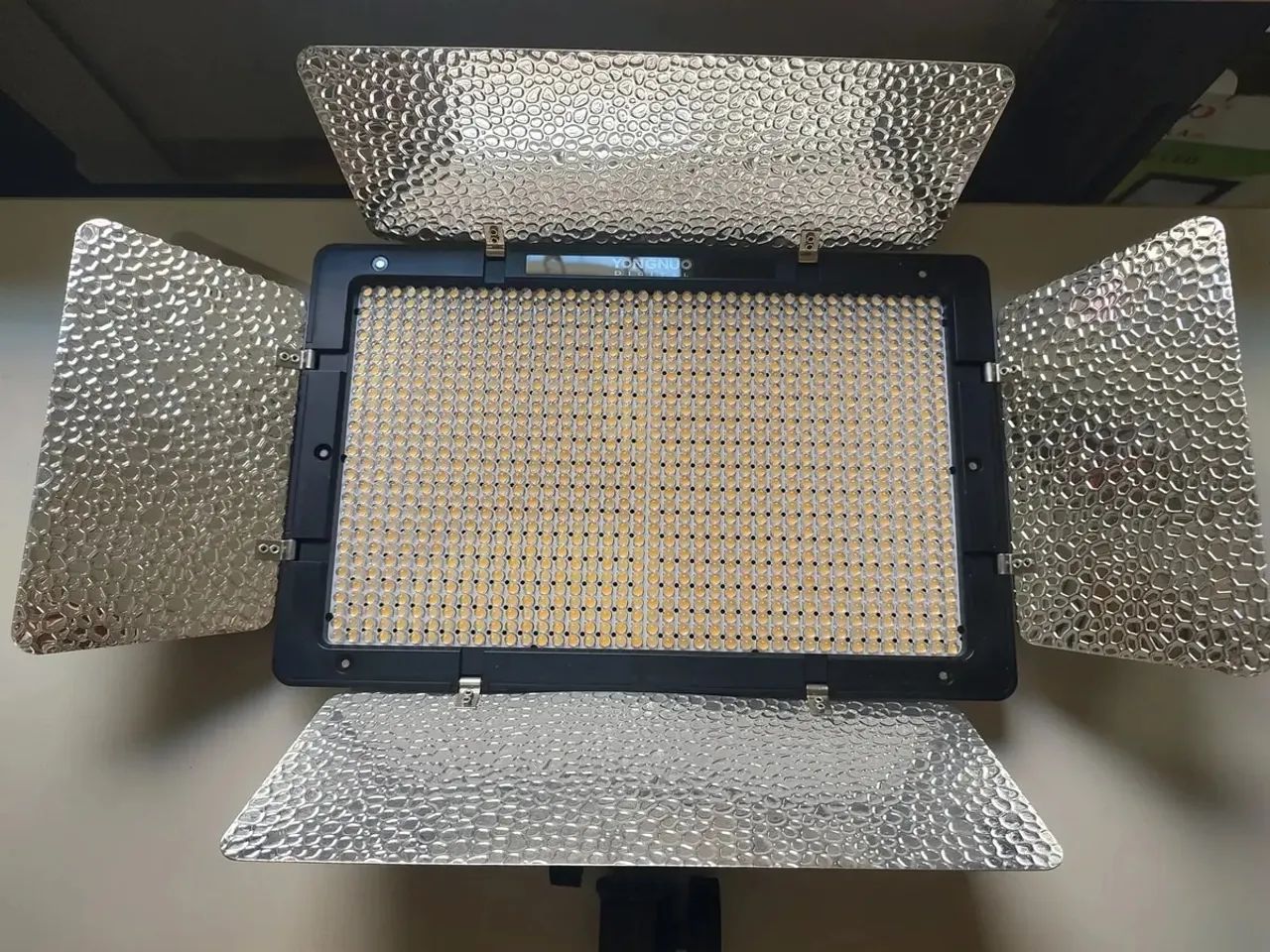 2 (dois Led) LED YOUGNUO YN1200 BRANCA E QUENTE E BRANCA FRIA