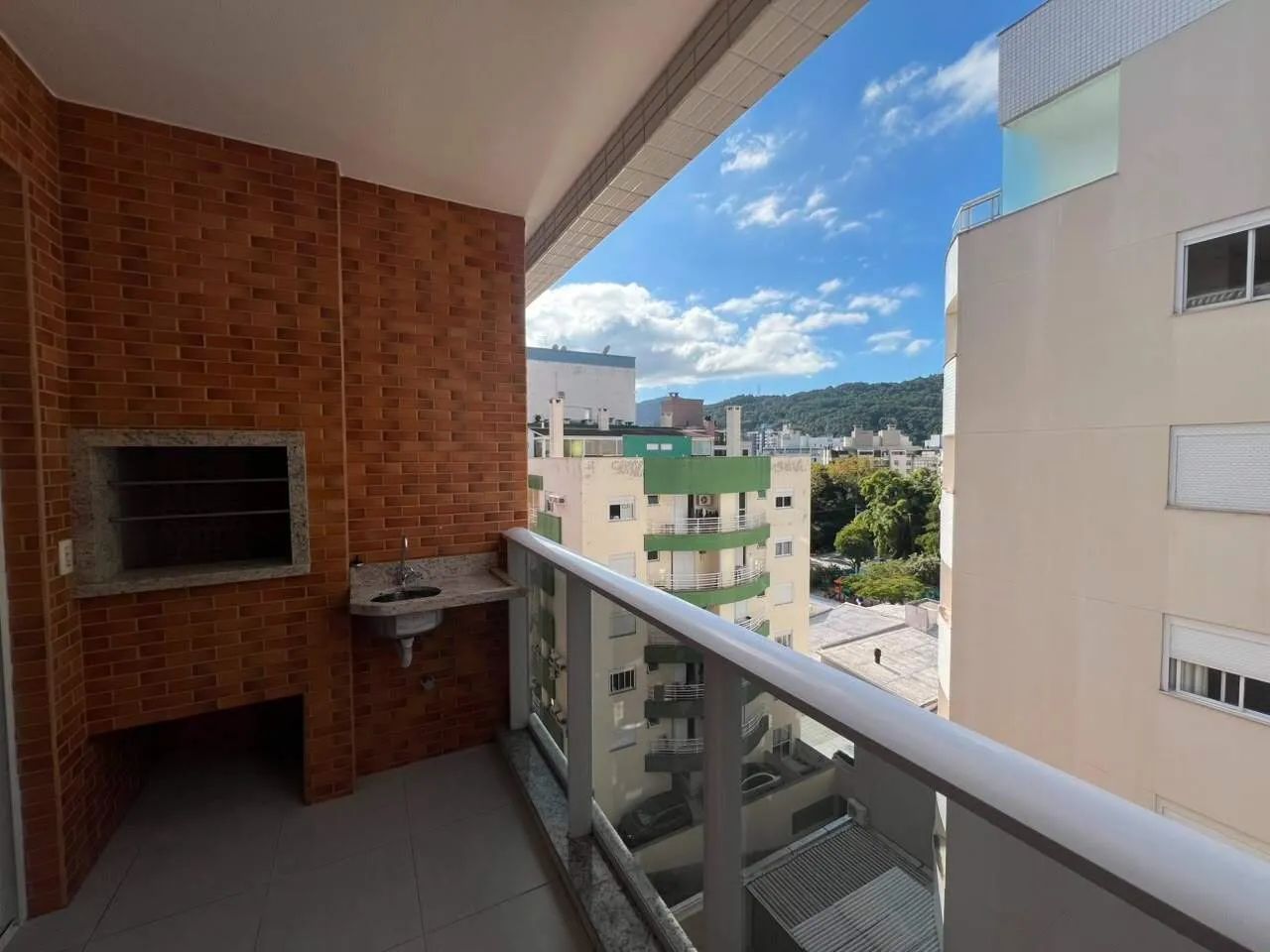 Aluguel | Apartamento 3 quartos (1 suíte) no Córrego Grande