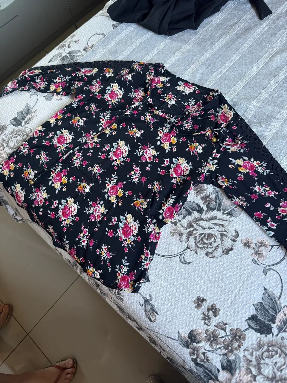 VENDO BLUSA