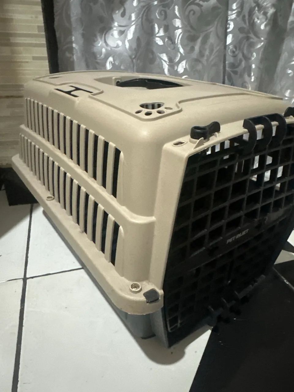 Caixa de transporte para cachorro 