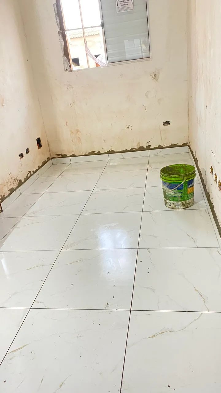 Sou azulejista profissional mas faço outras áreas de serviço na área da construção civil