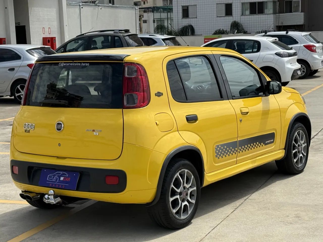 Fiat Uno Sporting 1.4 EVO Fire Flex 8V 4P 2013 - Foto 4