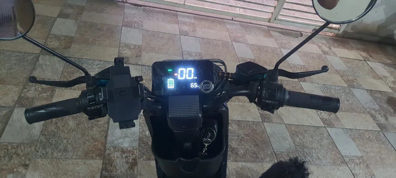 Scooter yesu - Foto 2