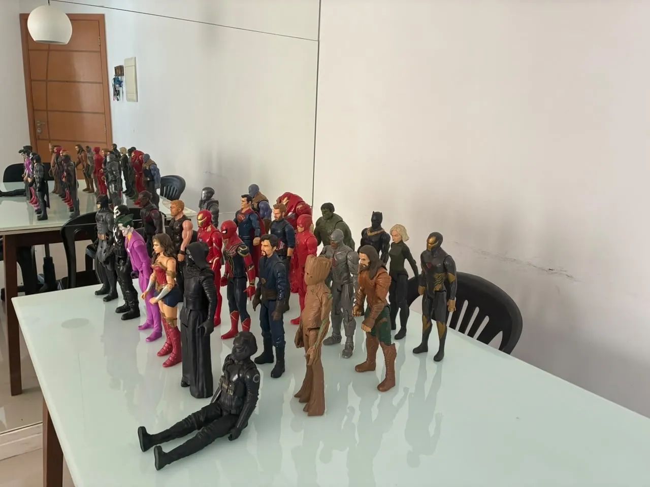 Boneco Marvel