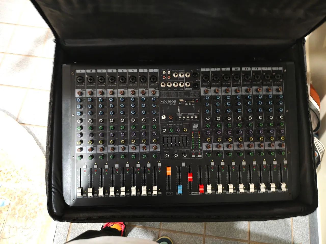 Mesa de Som Staner MX 1606 FXR - Foto 2