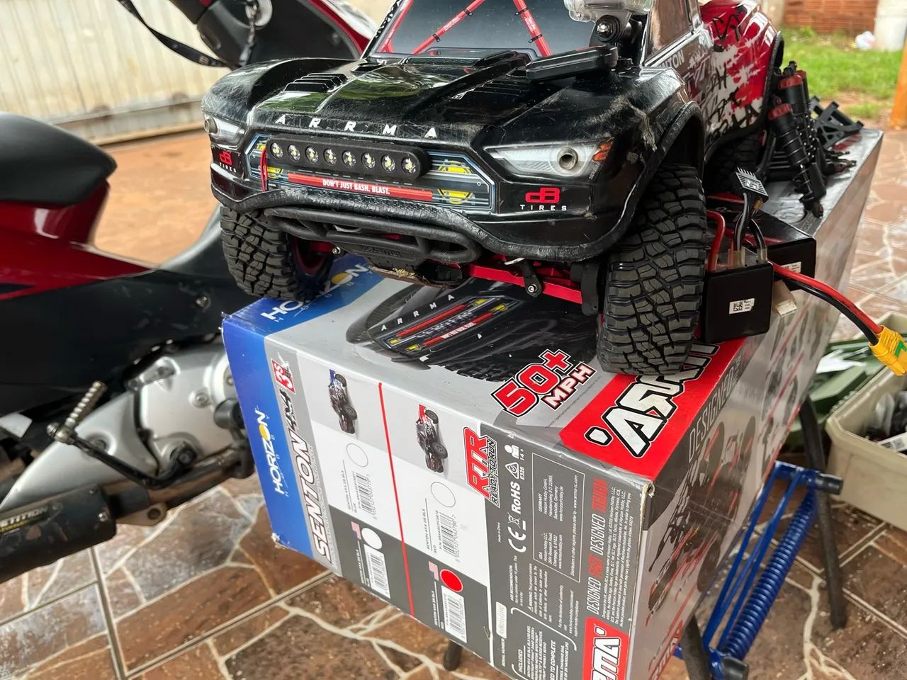 Arrma Senton 4s - Foto 4