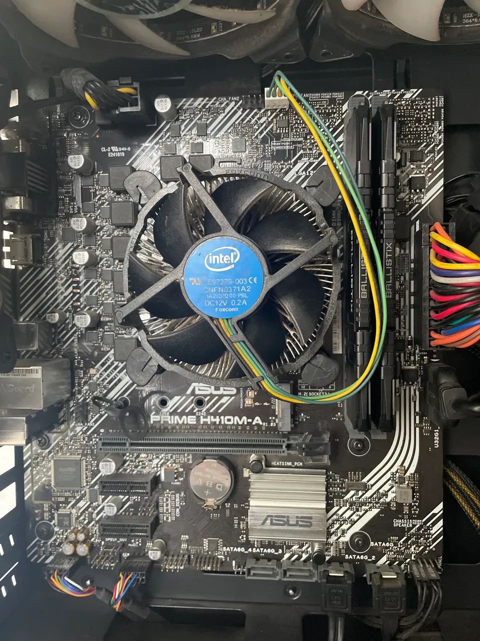 Kit I310100f + H410 + 16gb ram
