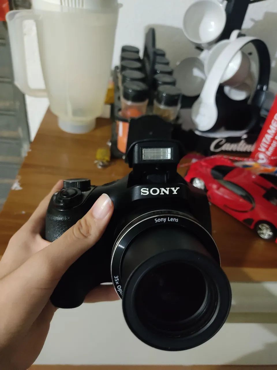 Câmera Sony Cyber-shot DSC-H300