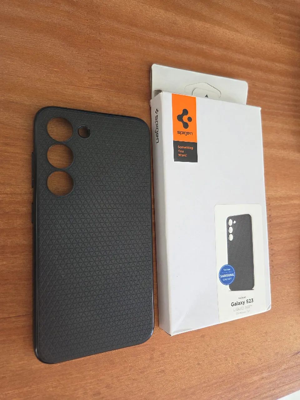 Capa Spigen Liquid Air Preta - Samsung Galaxy S23 - Foto 2