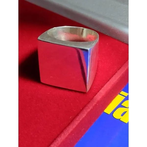 Anel prata liso 20 x 20 mm com ou sem letra - Foto 3