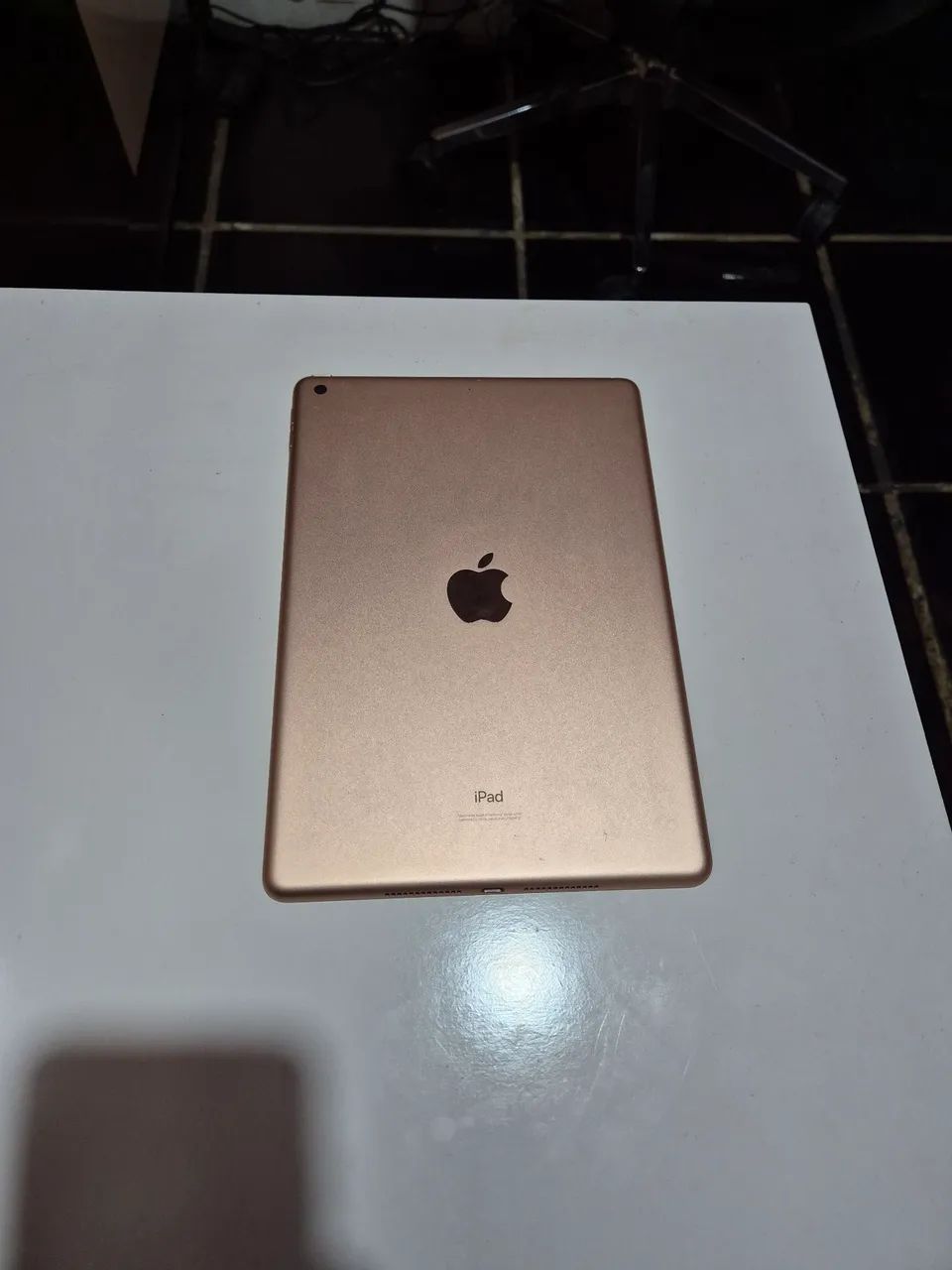 Ipad 7ºGen - Rose Gold 32GB - Foto 2
