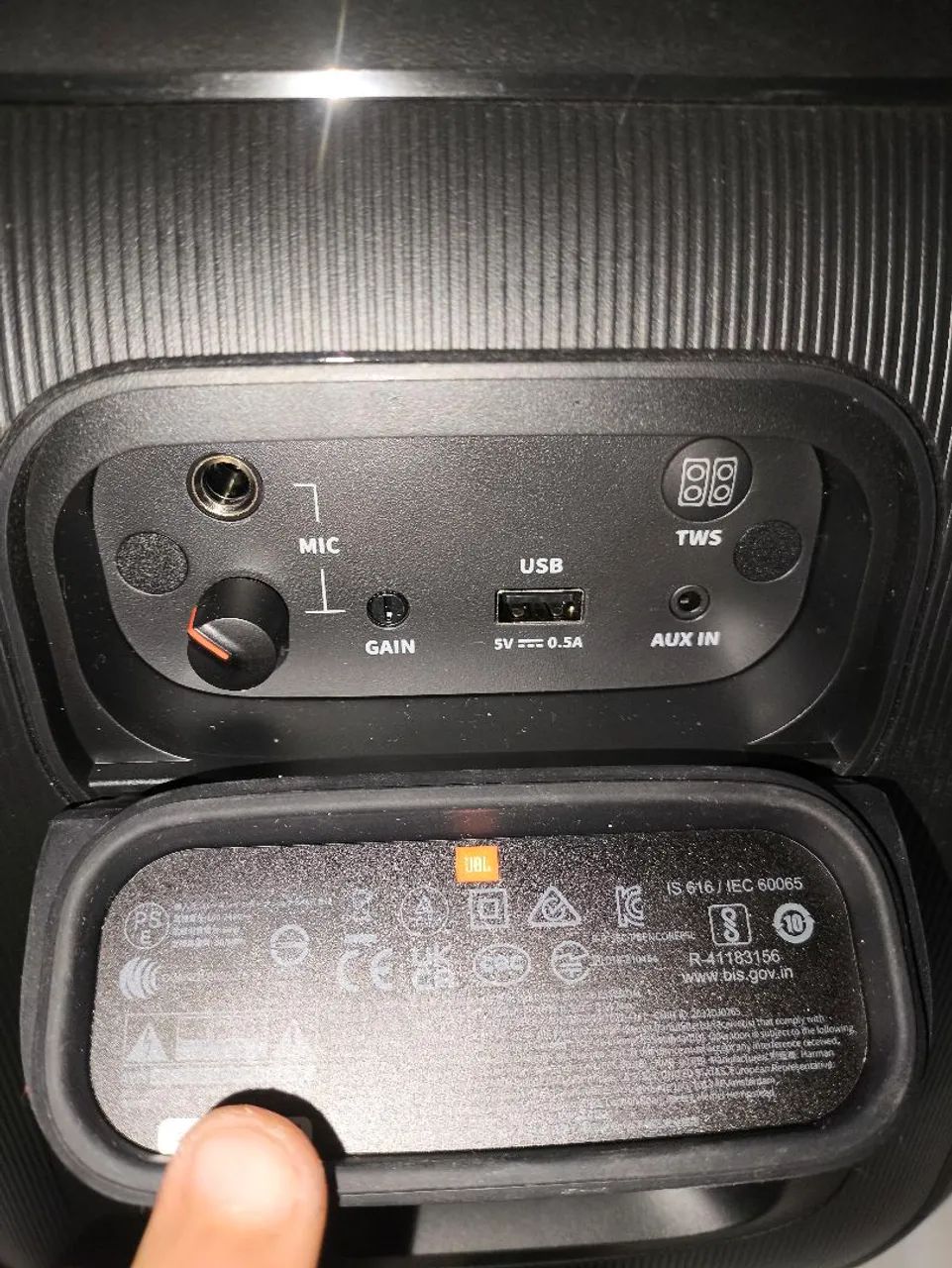 Caixa De Som Jbl Partybox Encore Essential Bluetooth 100w - Foto 3