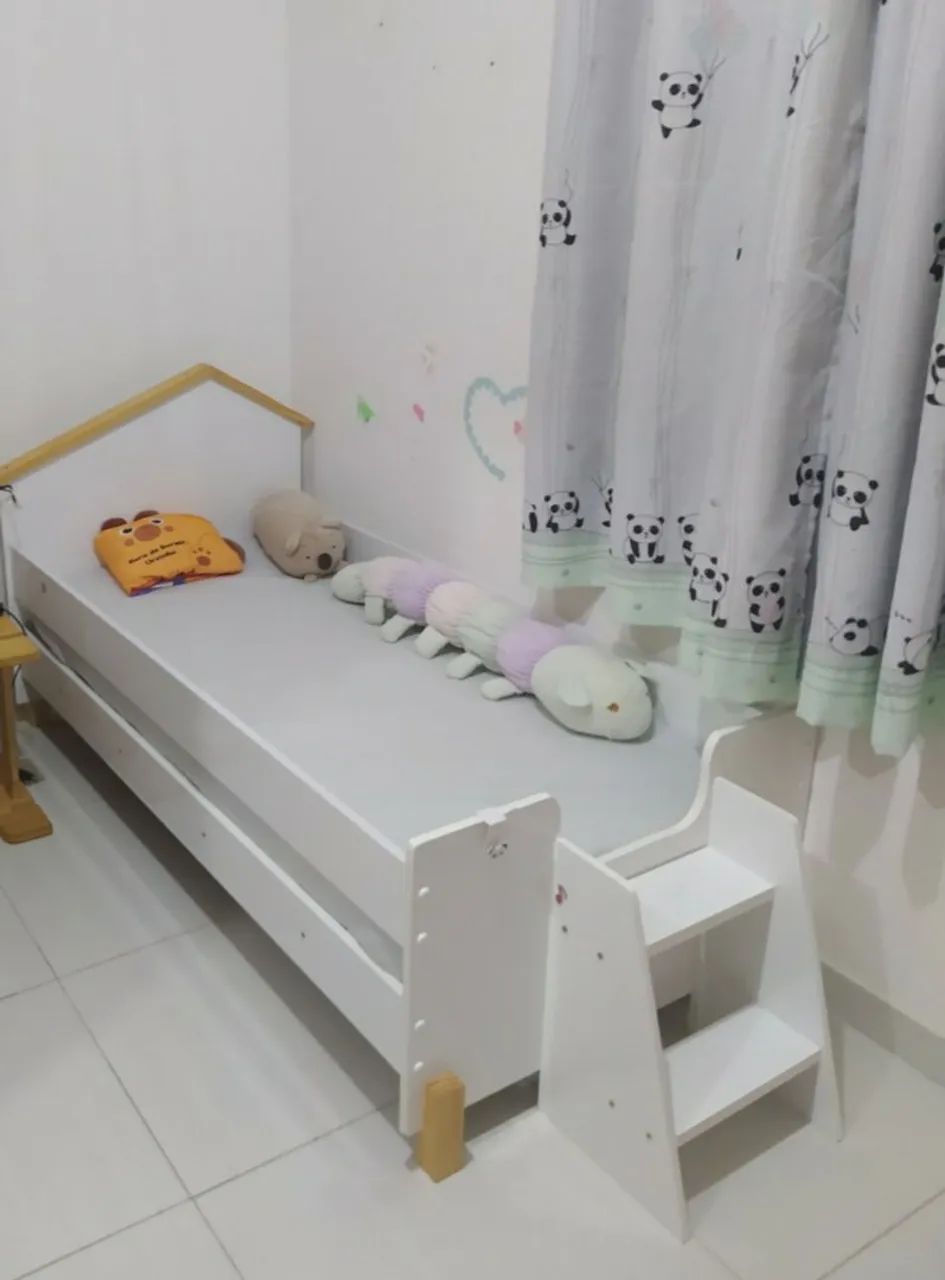 Minicama Casa com escadinha e colchão 