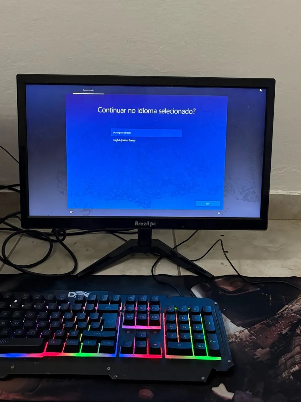 CPU com monitor, teclado, mouse e mousepad - Foto 2