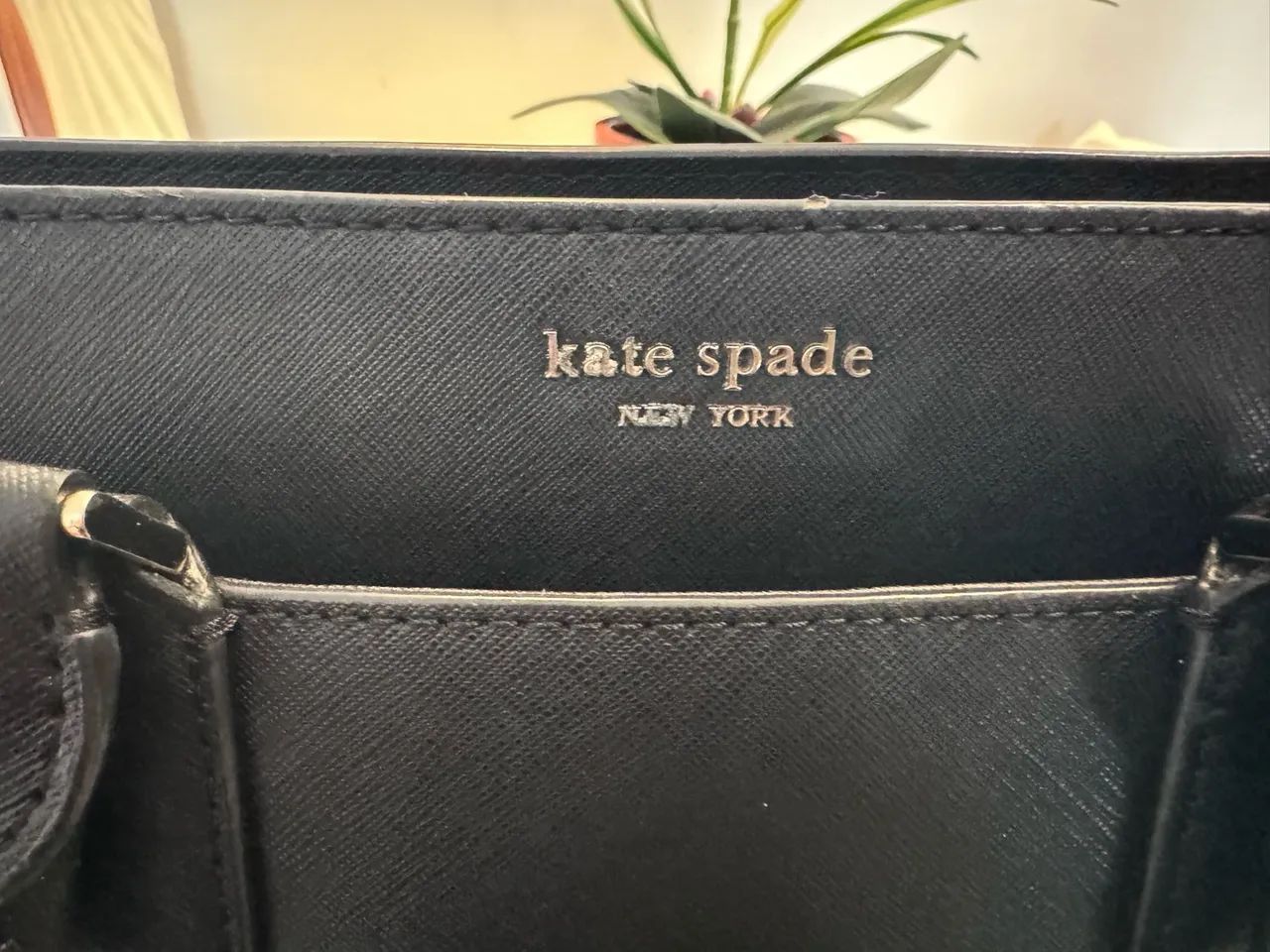 Bolsa Kate Spade preta - Foto 3