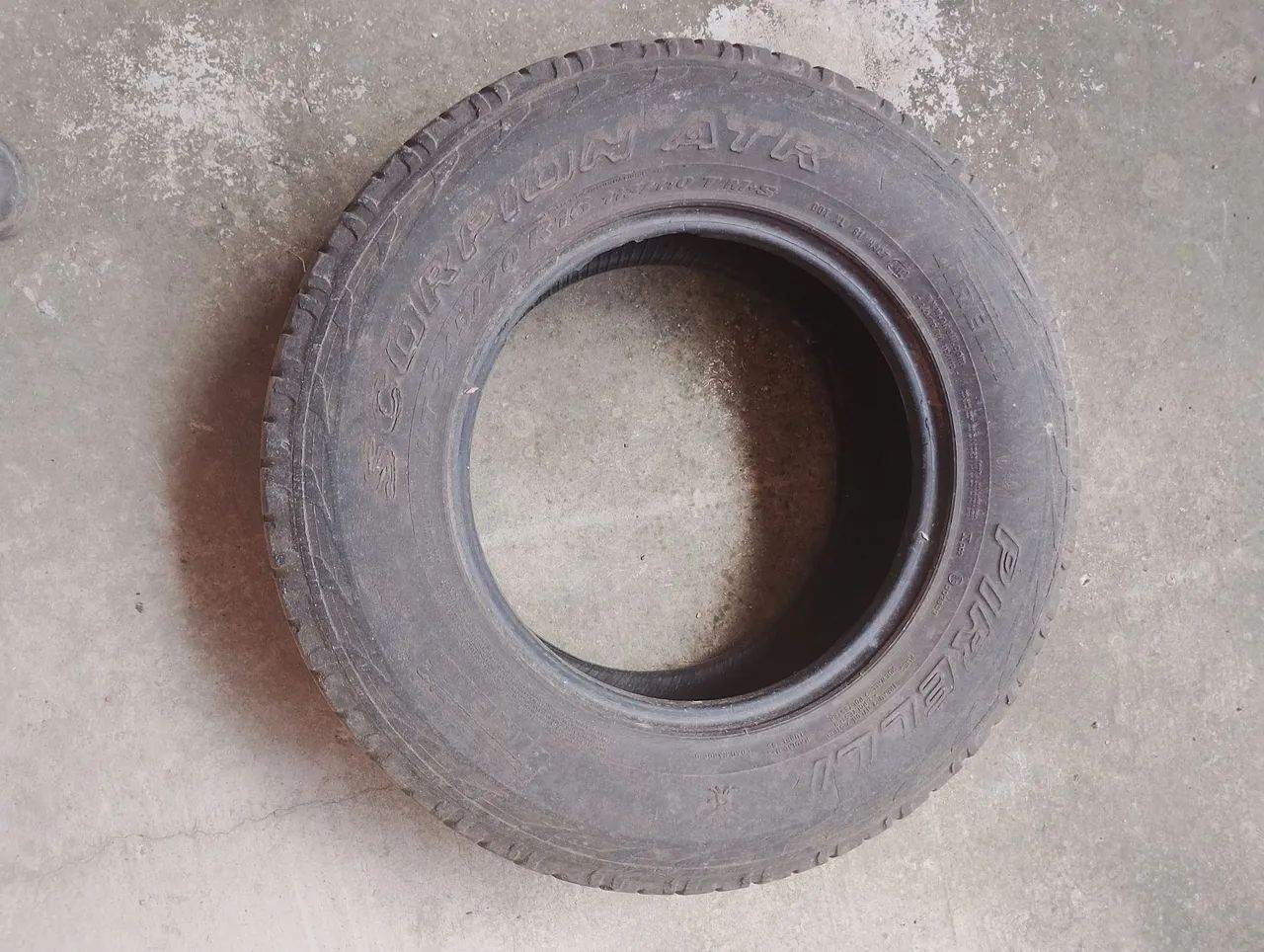Pneu usado 245/70/R16 Pirelli  - Foto 2