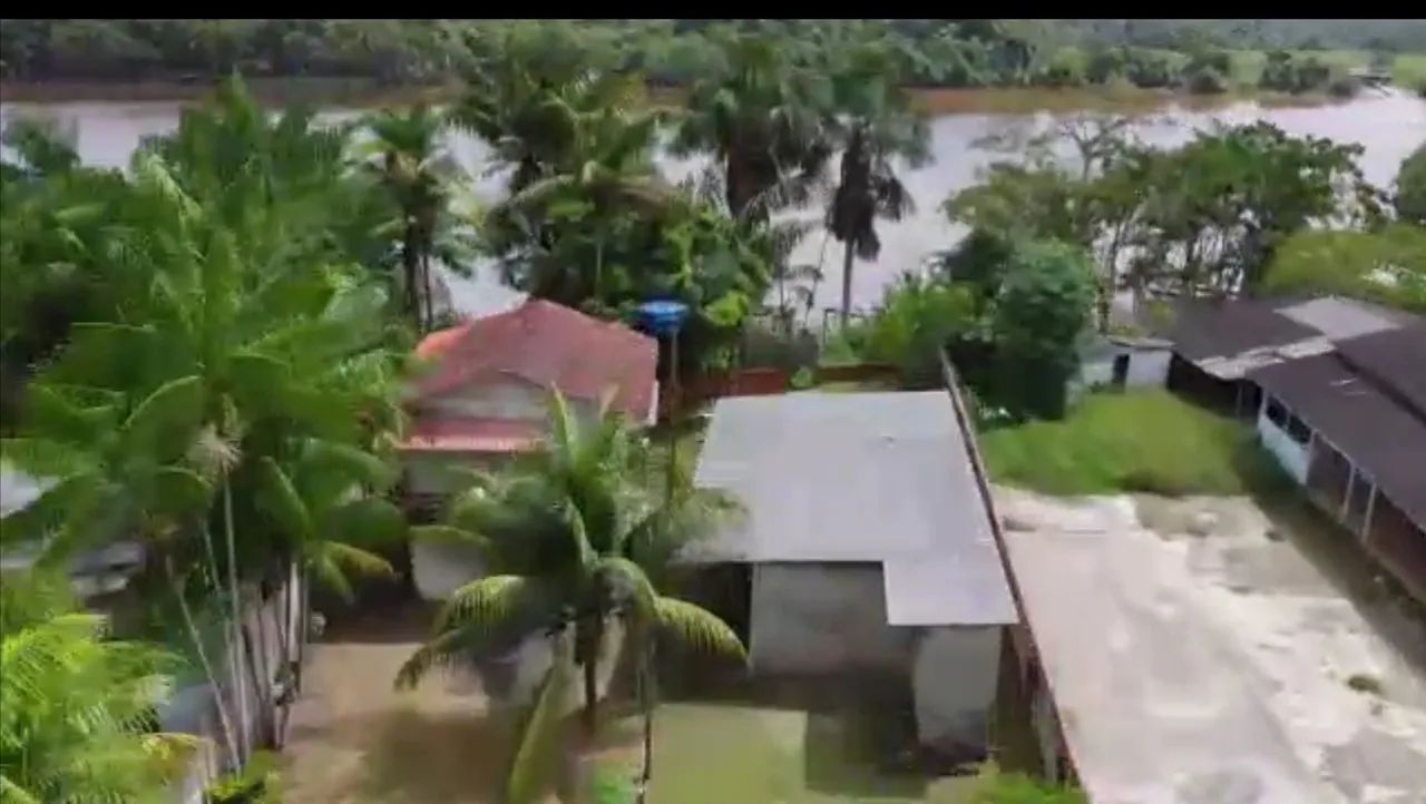 Vendo casa na beira do rio matapi - Foto 5