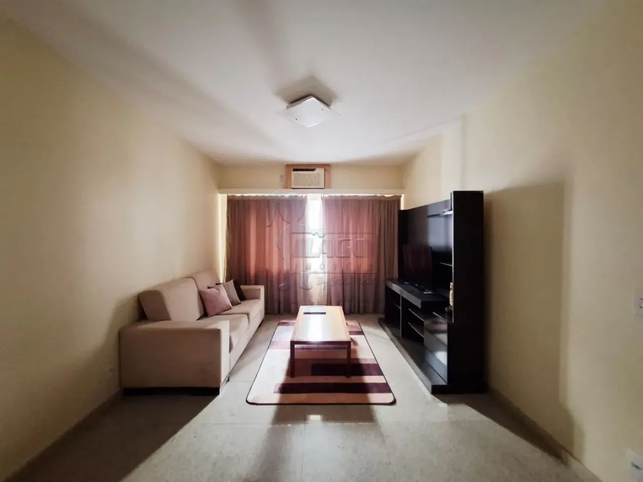 Kitnet mobiliada de 49m² com 01 suíte para locação - Centro - Foto 2