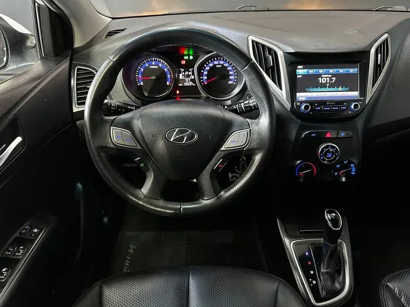 Hyundai HB20X Style 1.6 Flex 16V Aut., foto 8 de 20