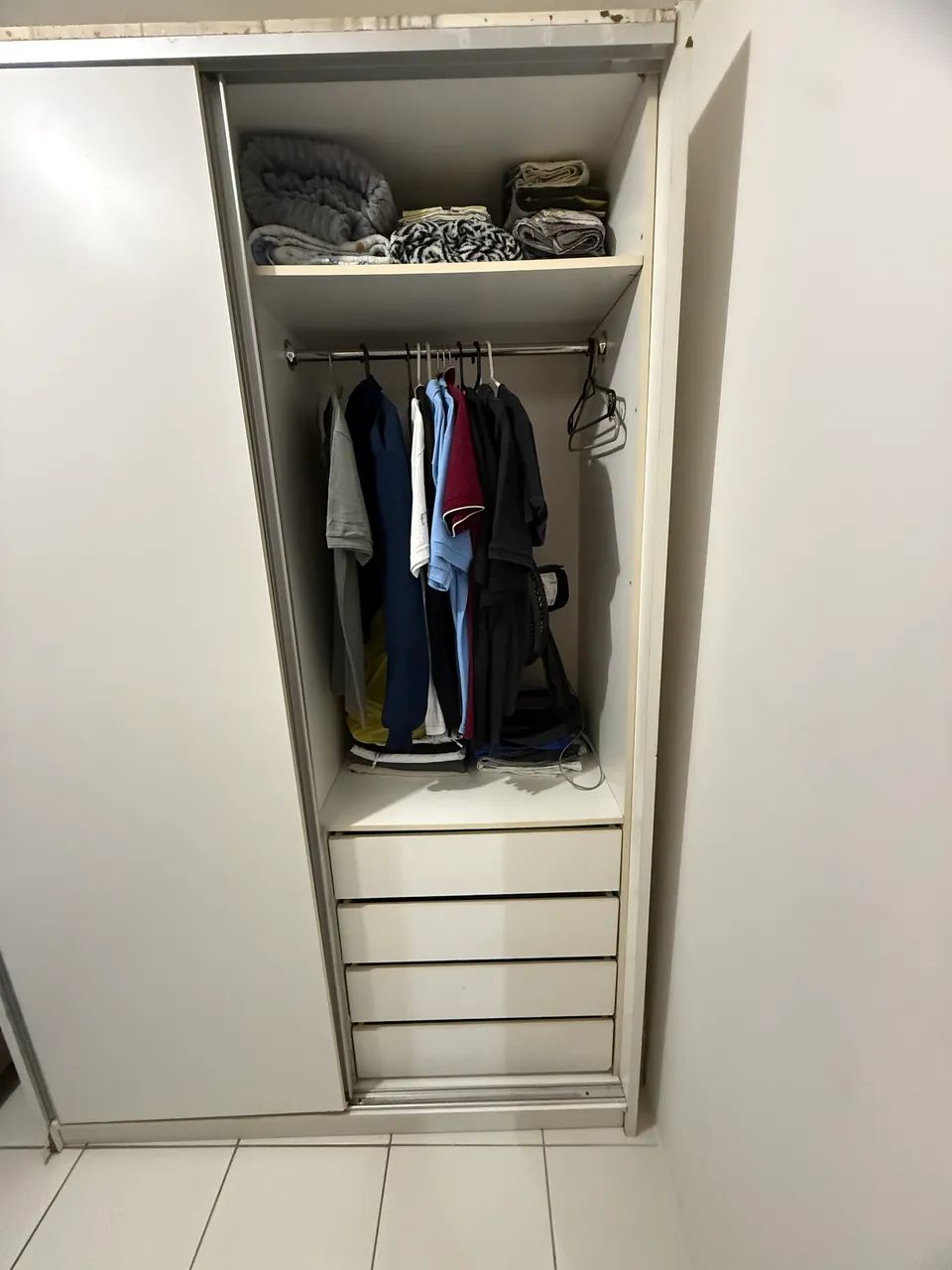 GUARDA ROUPA TODO EM MDF - Foto 3