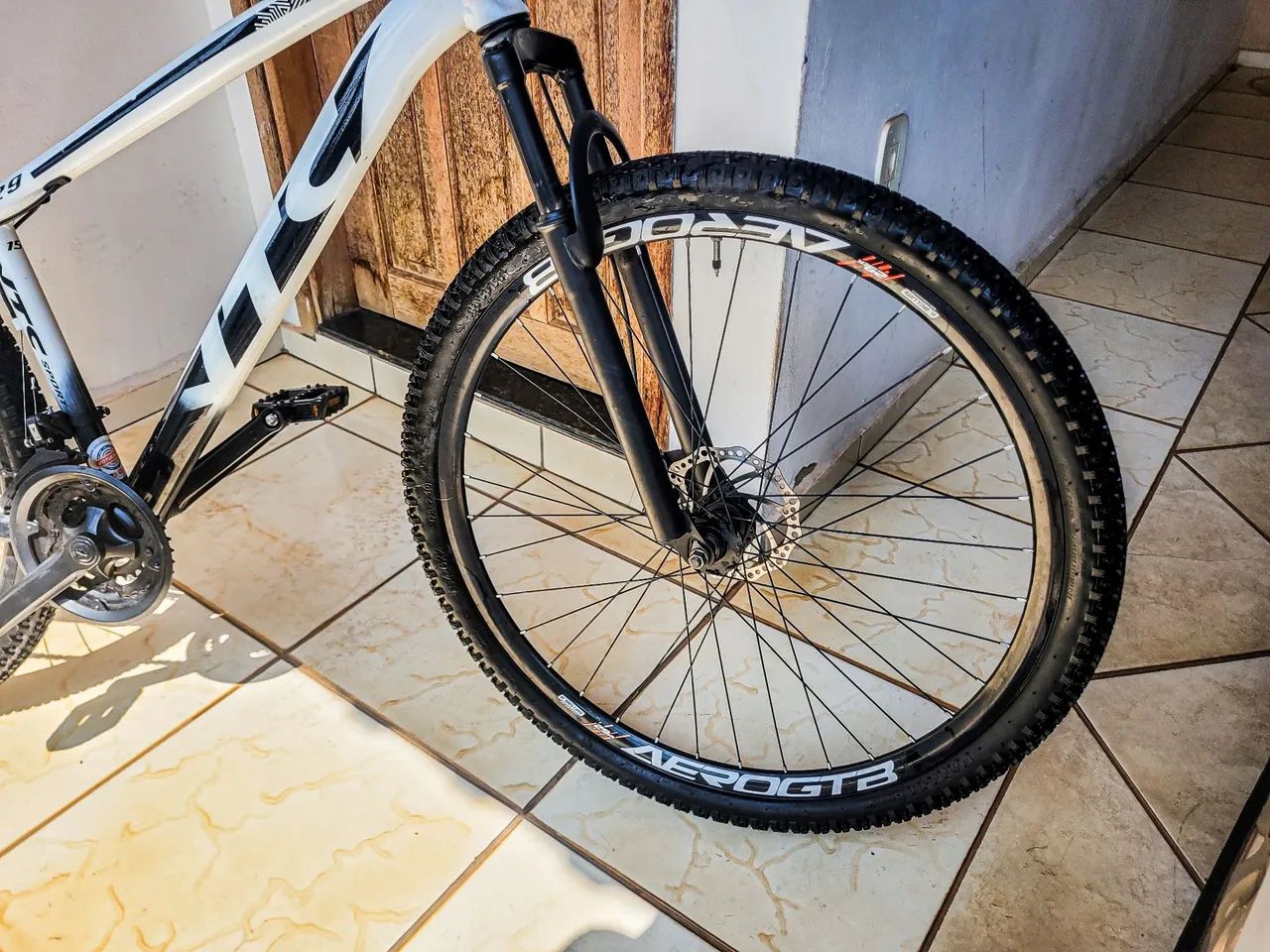 BICICLETA VTC ARO 29 - Foto 3