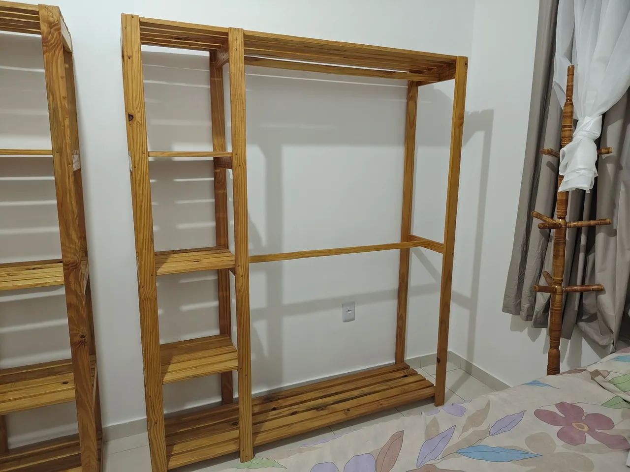 ROUPEIRO/ARARA/GUARDA-ROUPAS - Foto 3