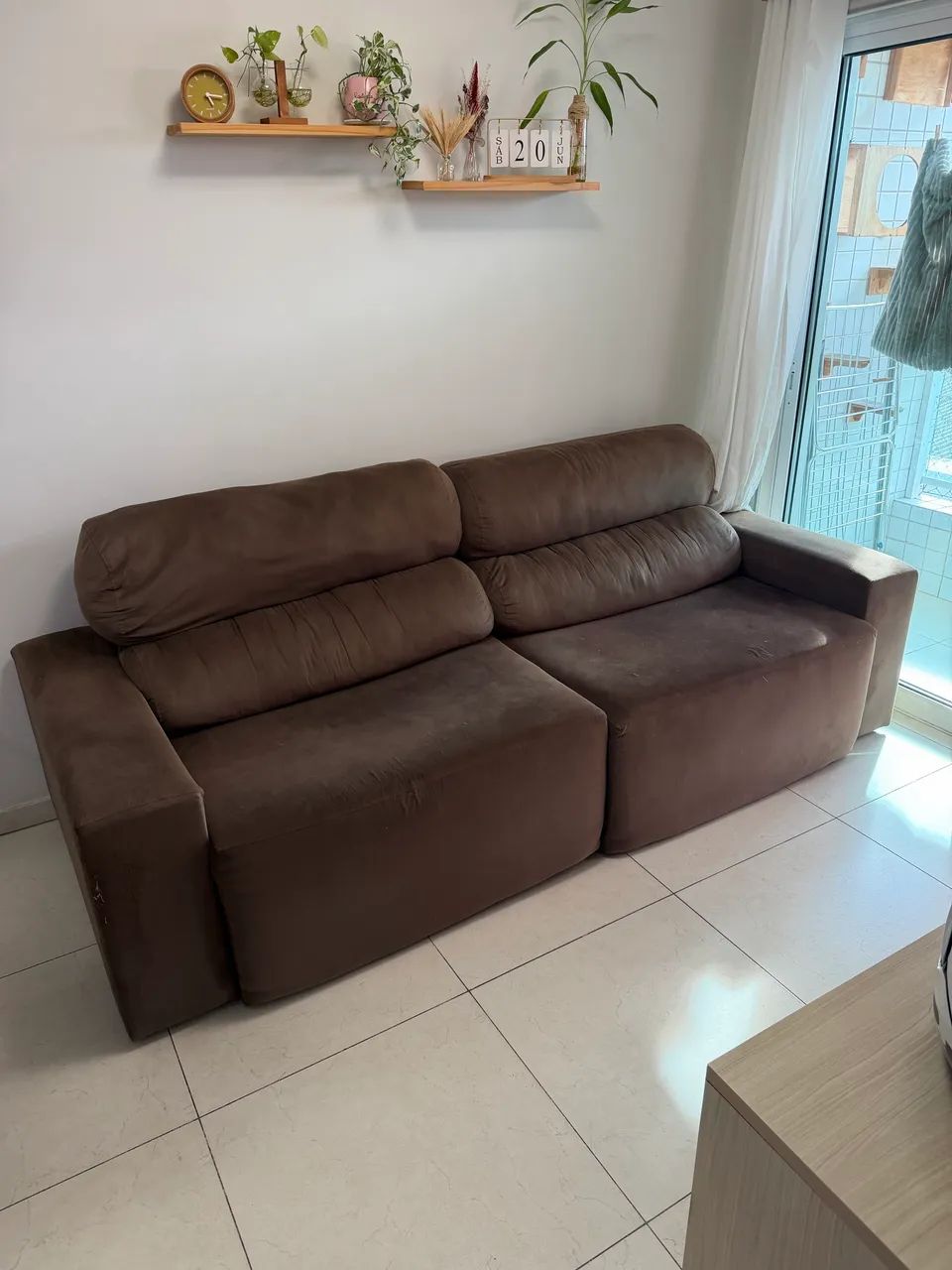 Sapateira e Sofá 