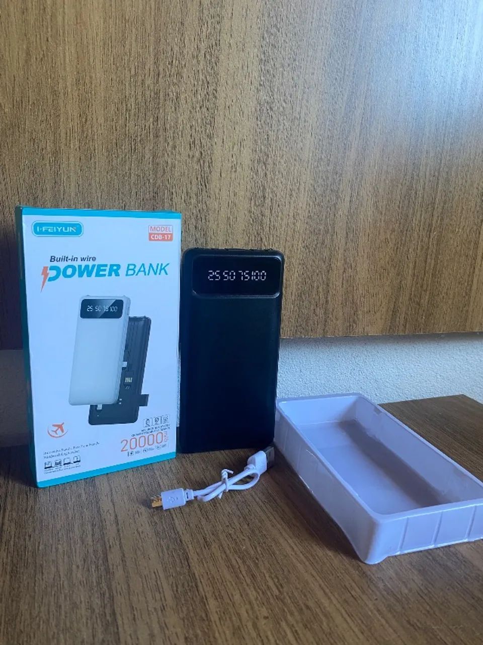Power Bank 20.000mAh - 4 Cabos + Lanterna - Foto 2