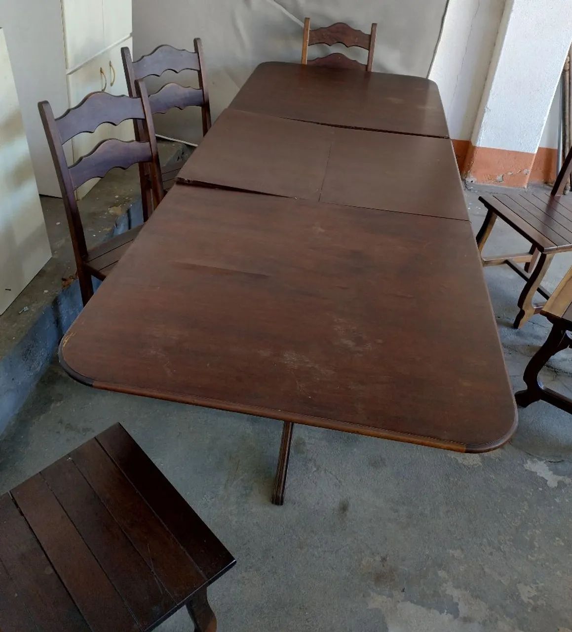 Mesa de Madeira Maciça c/ 6 cadeiras | Tem extensor  - Foto 3