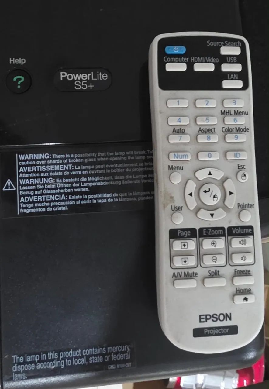 Projetor espon power light com tela de projeção  - Foto 4